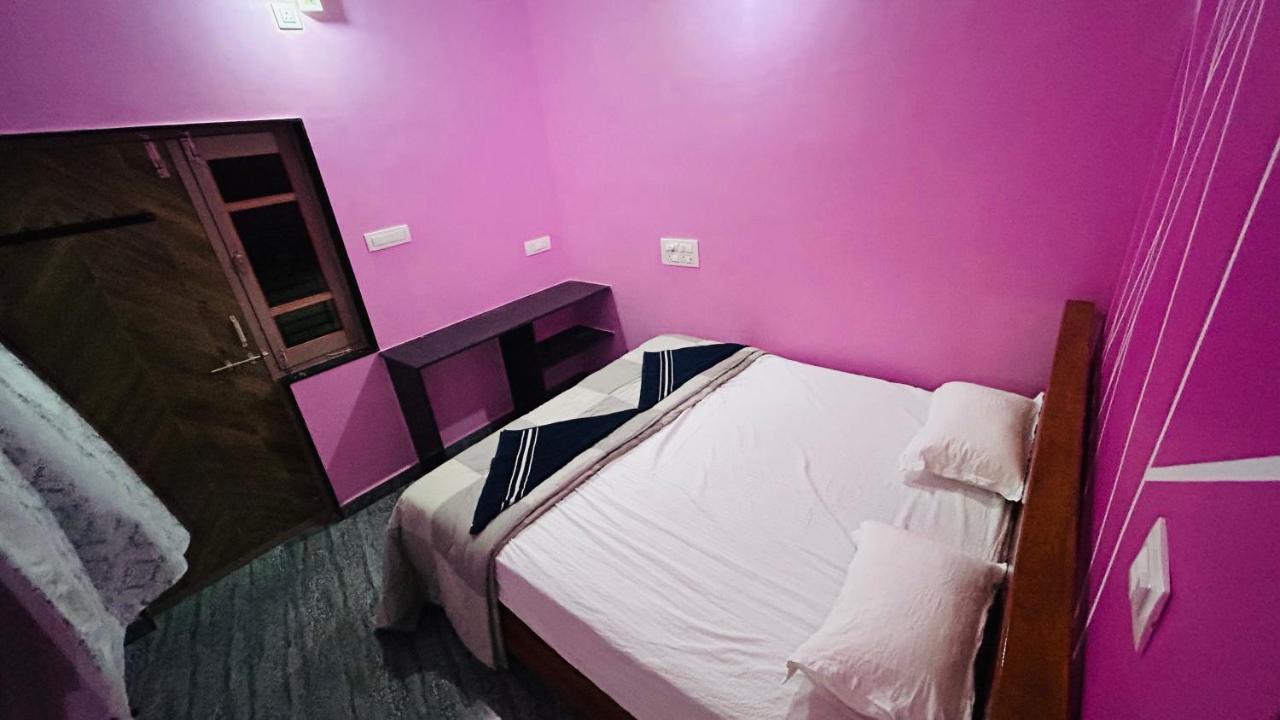 Supritha Homestay Hampi Exteriör bild