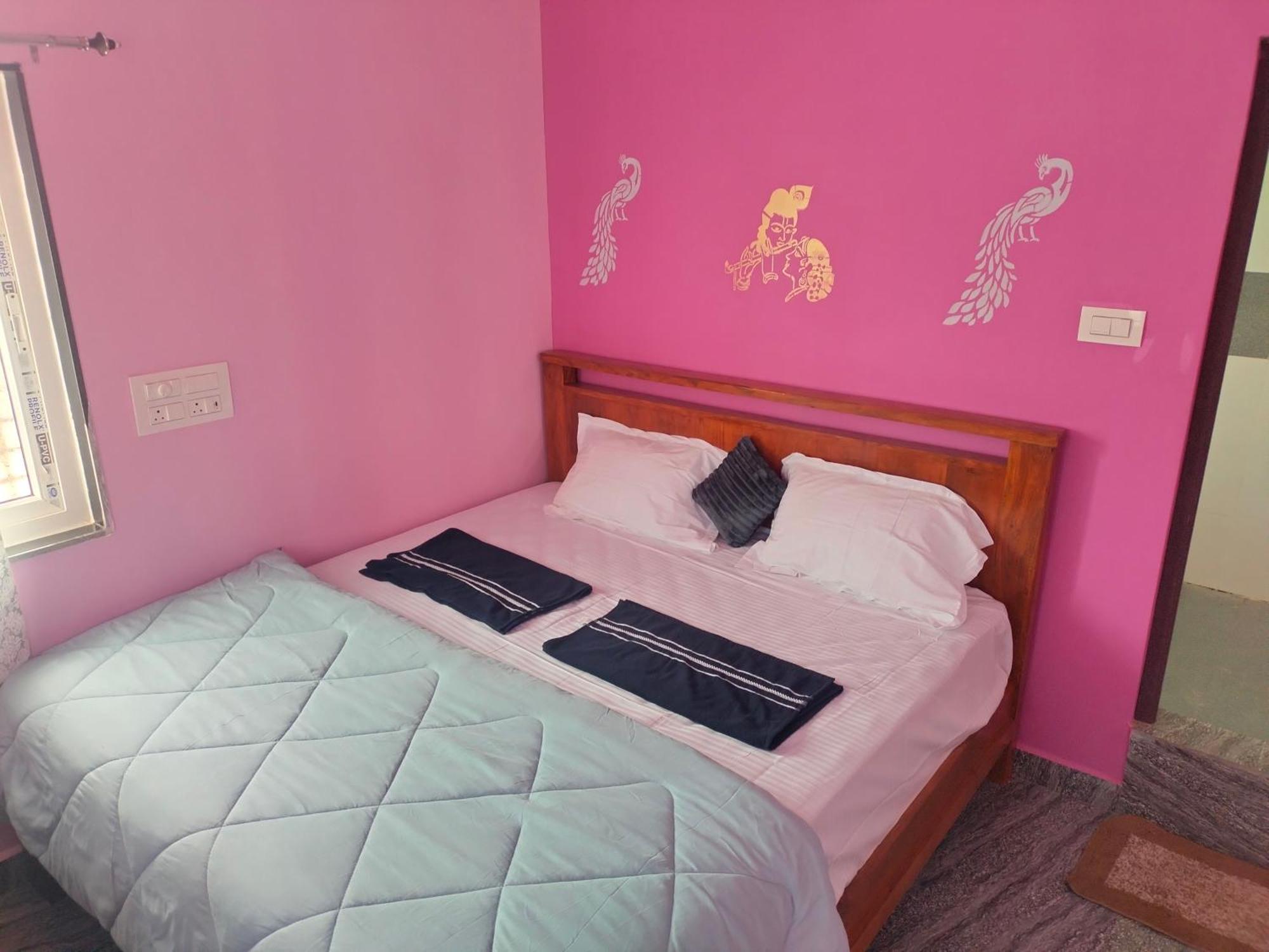 Supritha Homestay Hampi Exteriör bild